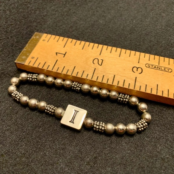 Monogram Initial I silver charm bracelet, stretch - Picture 1 of 5